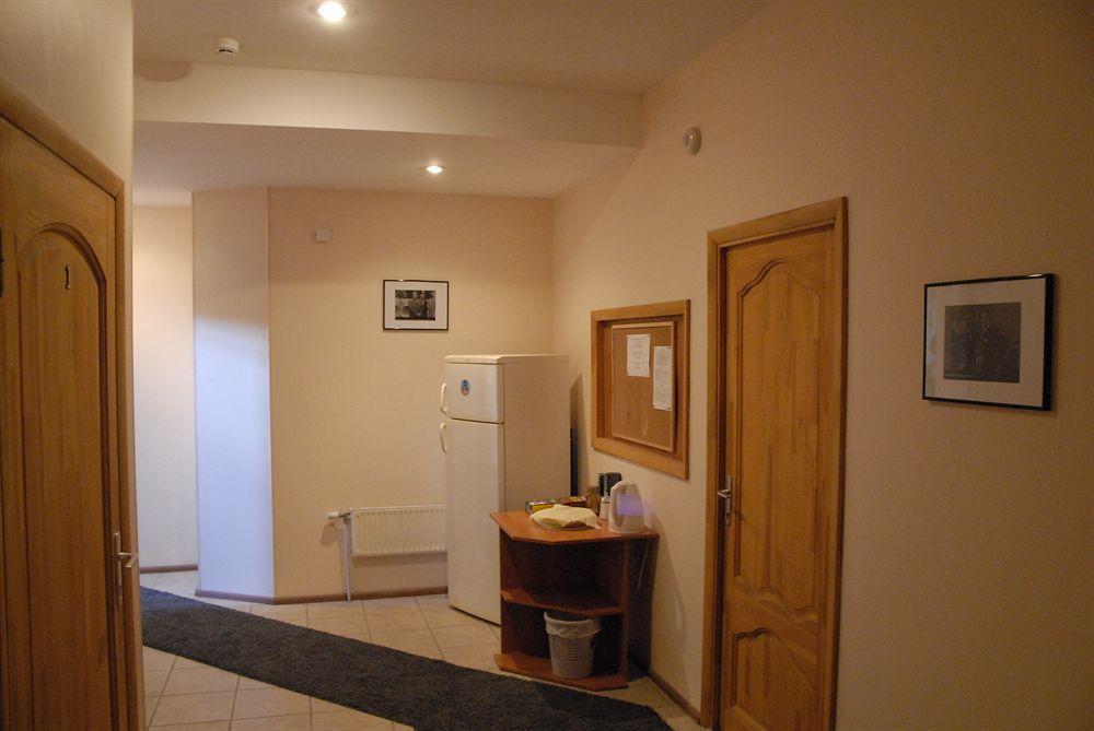 Knights Court Hotel Riga Bagian luar foto