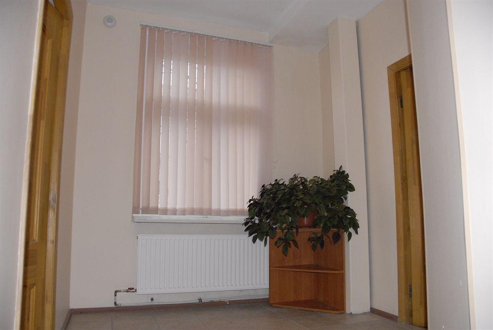 Knights Court Hotel Riga Bagian luar foto